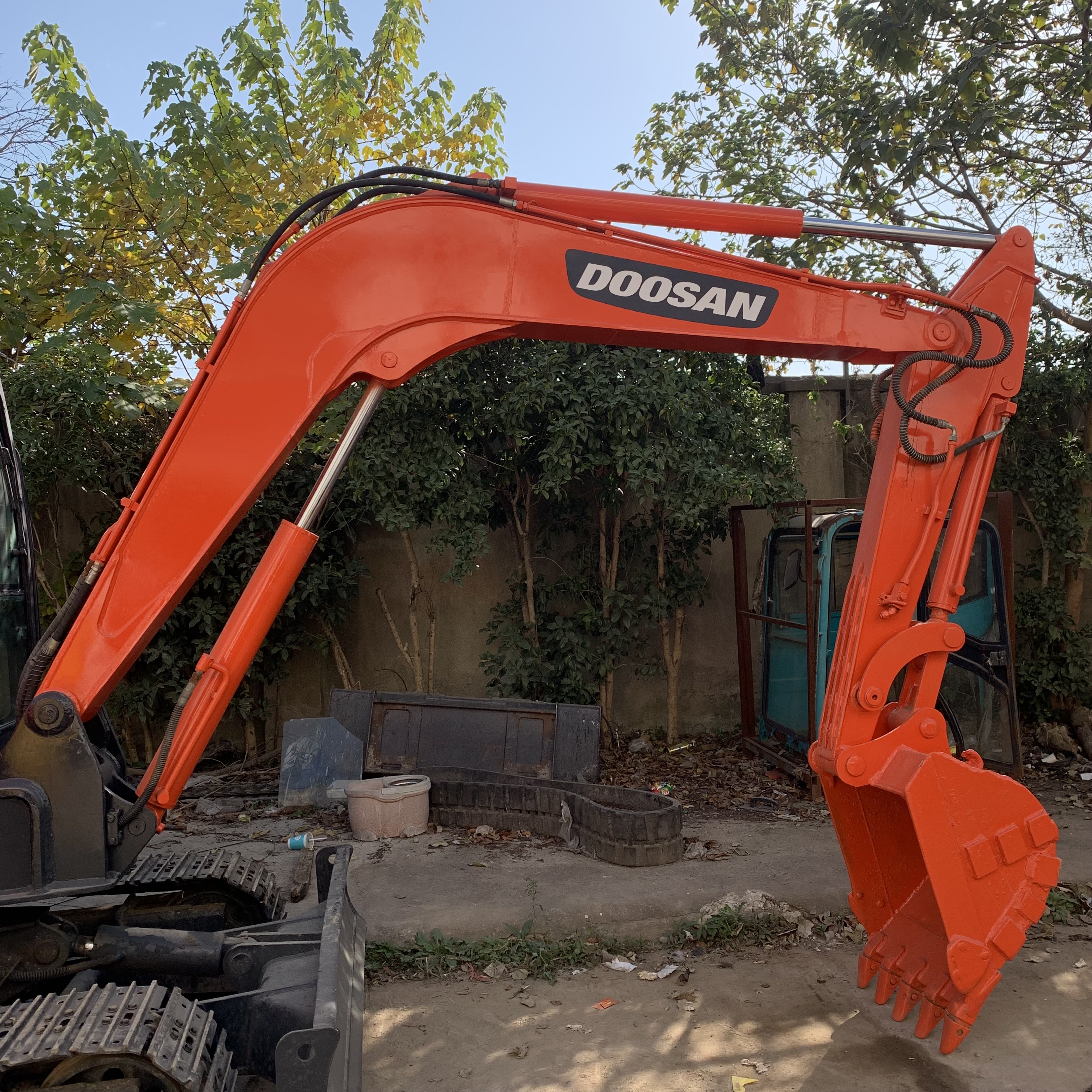 Used Doosan DX55 DH80 Mini Excavator Original Doosan DX75 DH80 DX55 with 36.2 KW
