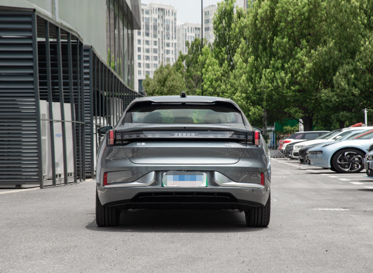 ZEEKR 001 2023 100kWh CLTC Pure Electric Range (Km) 656.00 Medium And Large Car
