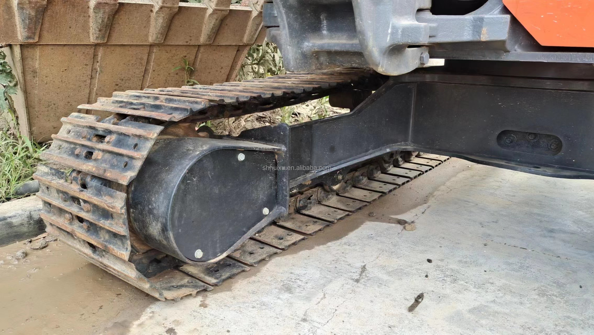 Low working hours second-hand hydraulic excavator Kubota Kx135-5 used excavator Handy excavator price