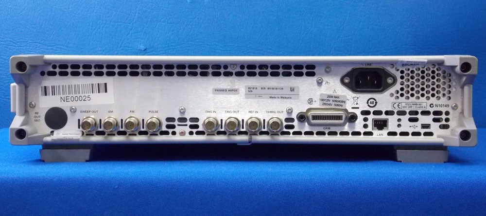 N5181A MXG RF Analog Signal Generator 100 KHz - 1GHz With 3 GHz or 6GHz Optional