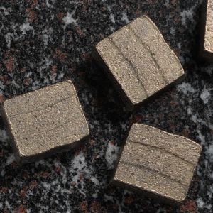 Multi-layer Type K Shape Sang Diamond Segment for Indonesia Segment Height 13/15