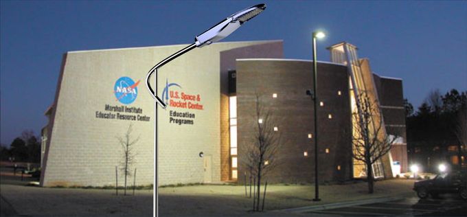 IP66 IK10 160LM/W 150W Petrel LED Street Light smooth aluminium housing 10KV SPD 5 years warranty 5