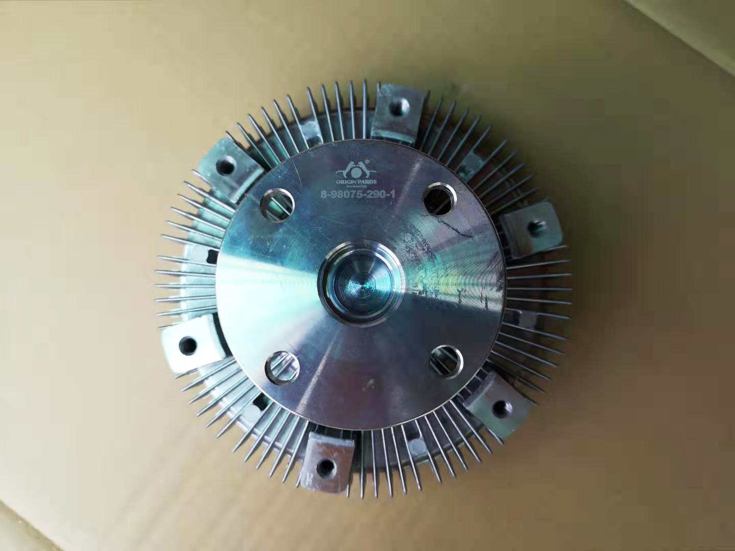 8980752901 ISUZU FVR Parts 6HK1 Fan Clutch Euro 3 Equip Engine Temperature Control Assist