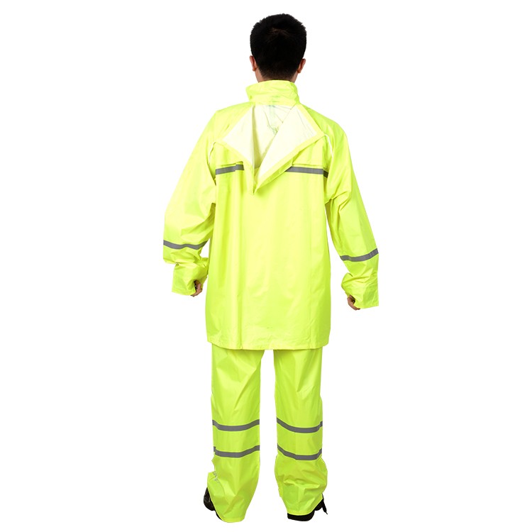 Rubberized Polyester PVC Rain Wear with Hood and Reflective Tape 0.18-0.35mm Thickness