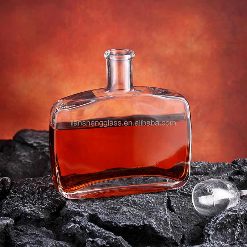 Luxury Customized Square Glass Perfume Bottle for Refillable Transparent Square Spray