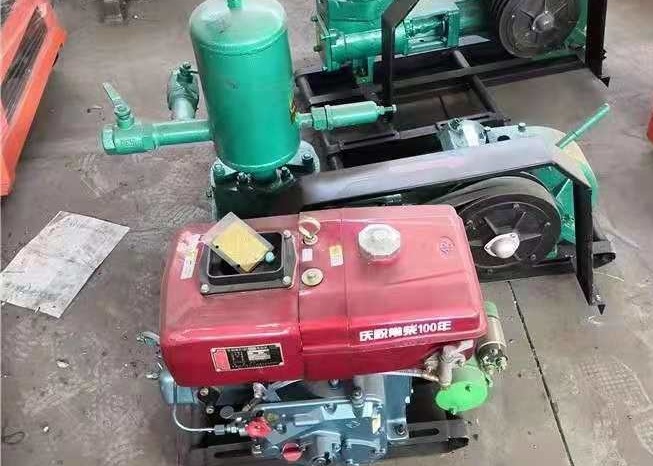 Triplex Deep Hole Drilling Mud Pump , Single Acting Cylinder Reciprocating Piston Pump