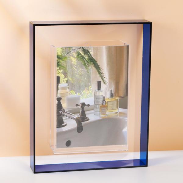 Modern Acrylic Floating Wall Frames , Magnetic Frameless Plexiglass Picture