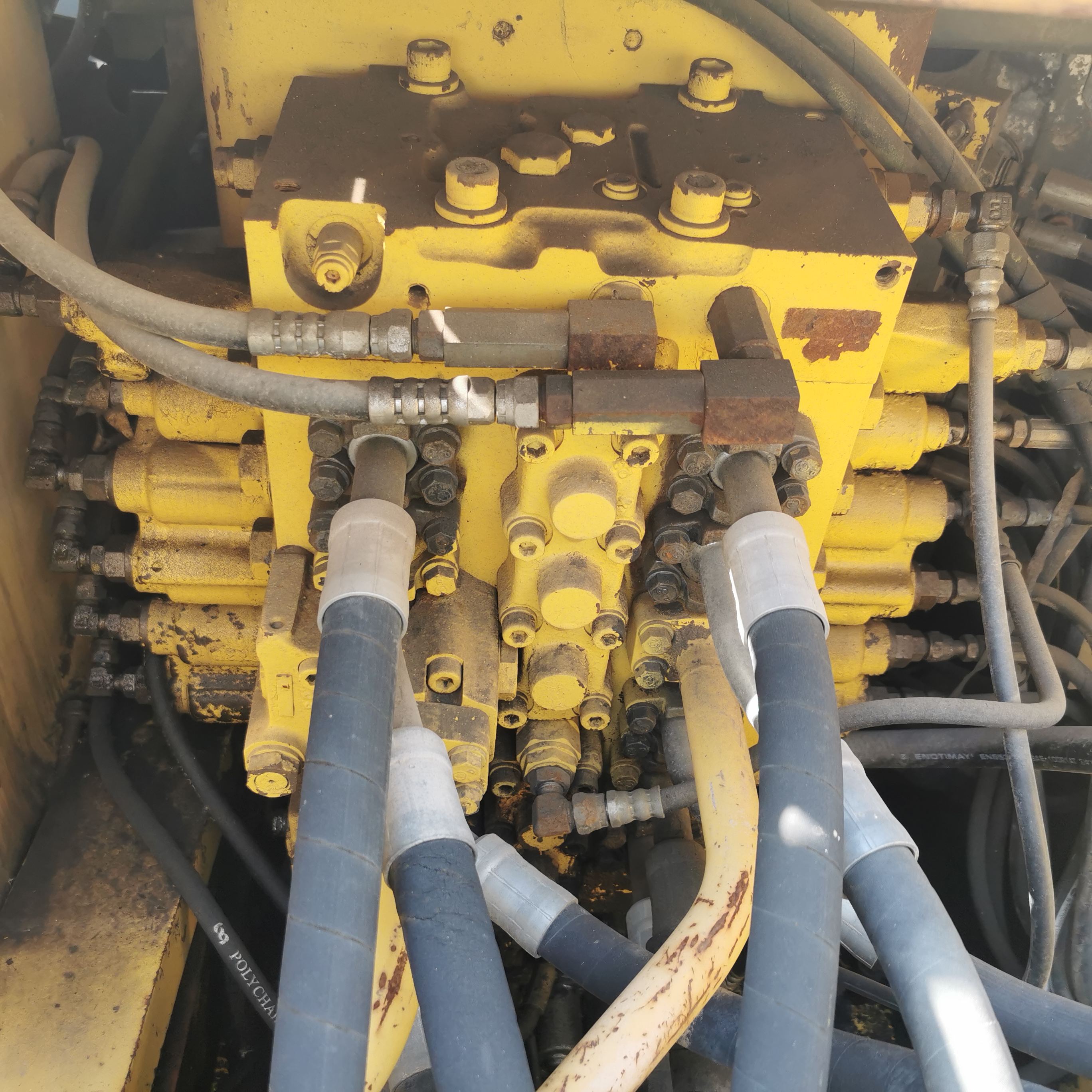 107KW Power Hydraulic Pump Used PC200 PC210 Kumatsu Excavator Machine for Construction