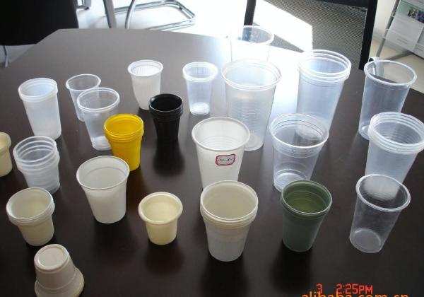 XL - 660 W Plastic Cup Making Machine , 45 Kw / Hour Glass Cup Making Machine