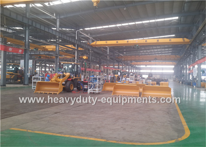 1.6T 0.8m3 Wheel Loader With Strengthen Axle Quick Hitch Pallet Fork Grass Grapple