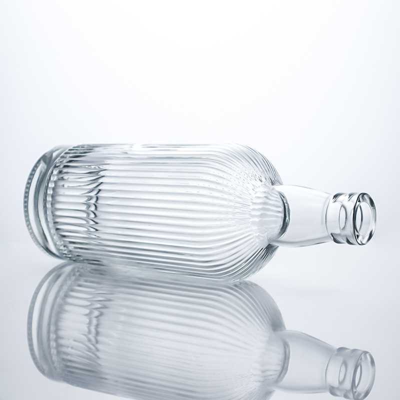 750ml Round Shape Glass Bottle with Stripe and Cork for Rum Vodka Whisky Tequila Gin