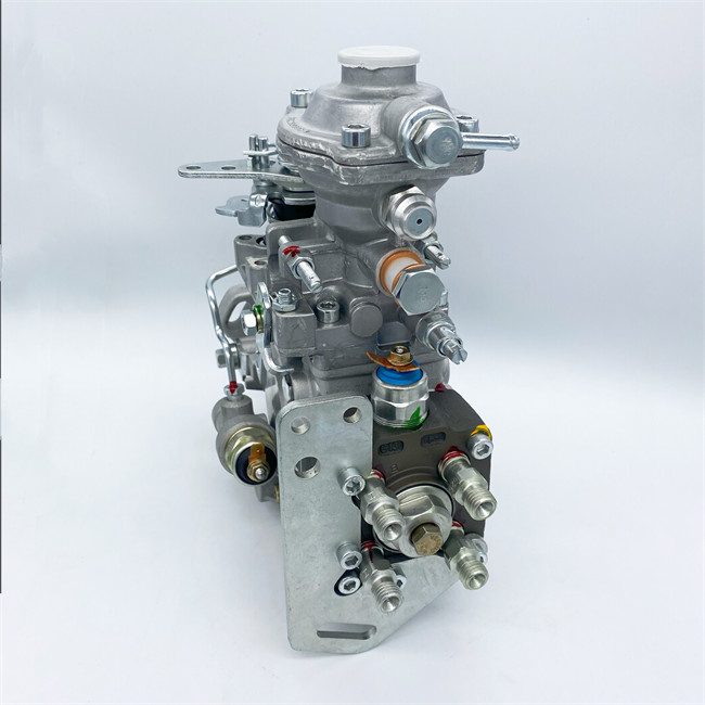 4BT3.9 Fuel Pump Excavator , 0460424289 Diesel Injection Pump 3963961