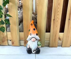 China Colorful Polyresin Garden Ornaments Rustproof Polyresin Gnome on sale