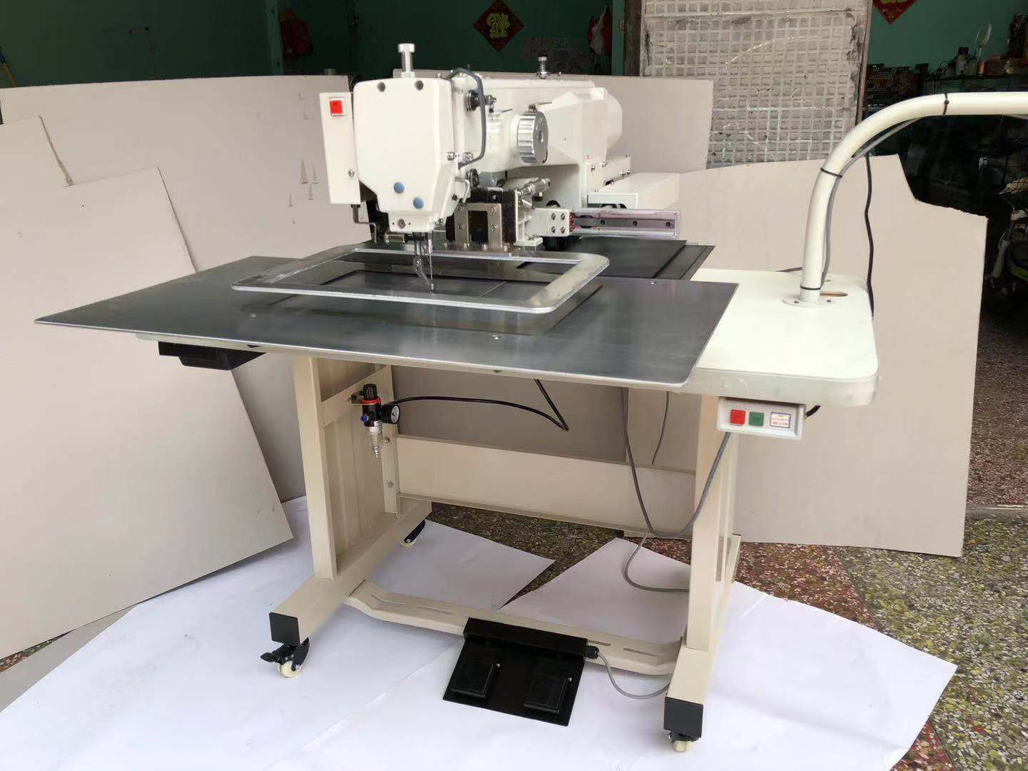 Automatically Shoe Sewing Machine Eco Friendly Energy Efficient Shoe Stitching Machine