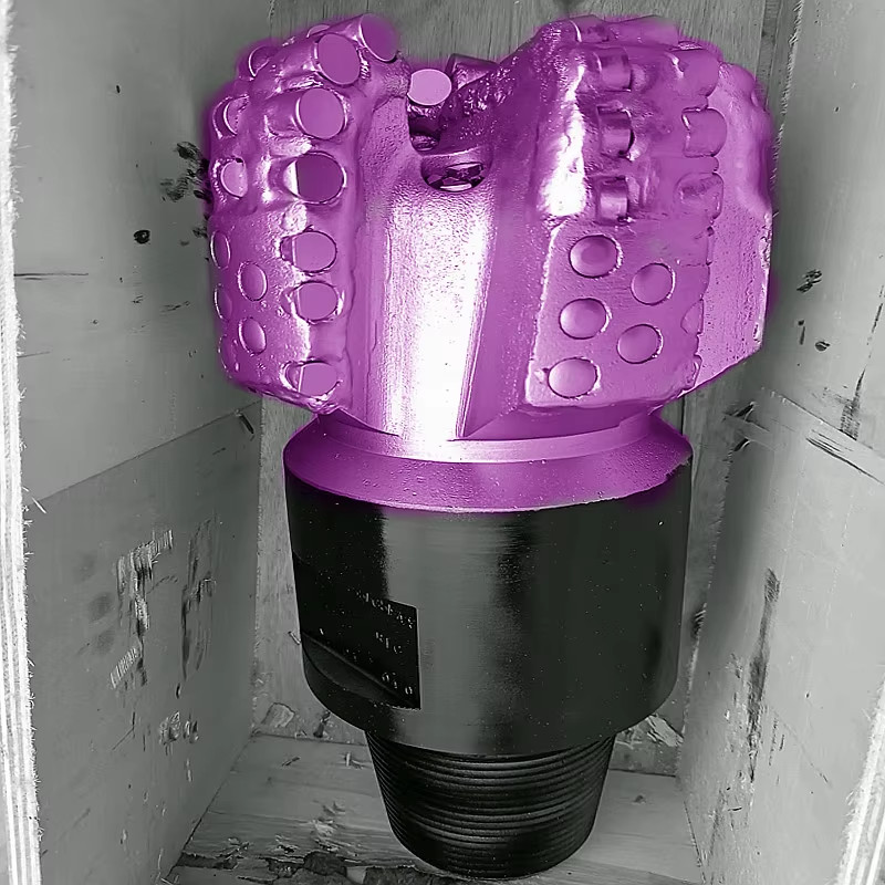 API PDC Petroleum Drill Bit Rock Drilling Tools 6 Blades Matrix Body Diamond PDC Bit