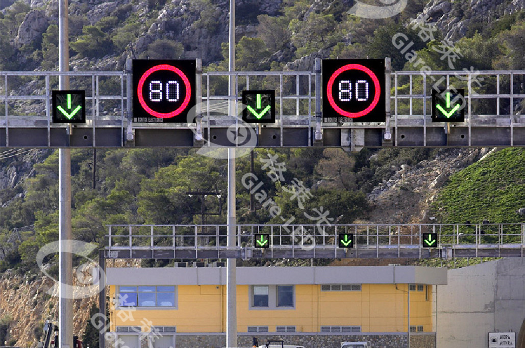 Outdoor LED Speed Limit Sign with High Pixel Density of 3906 dot/m2 and Side Opening Door