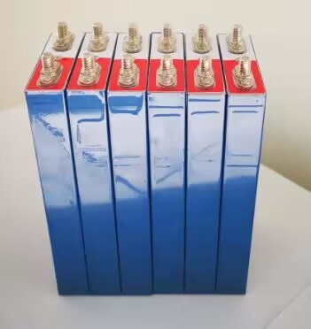 Fast Charge Battery Long Cycle LiFePO4 Battery Cells 3.2V 13Ah Aluminum Shell