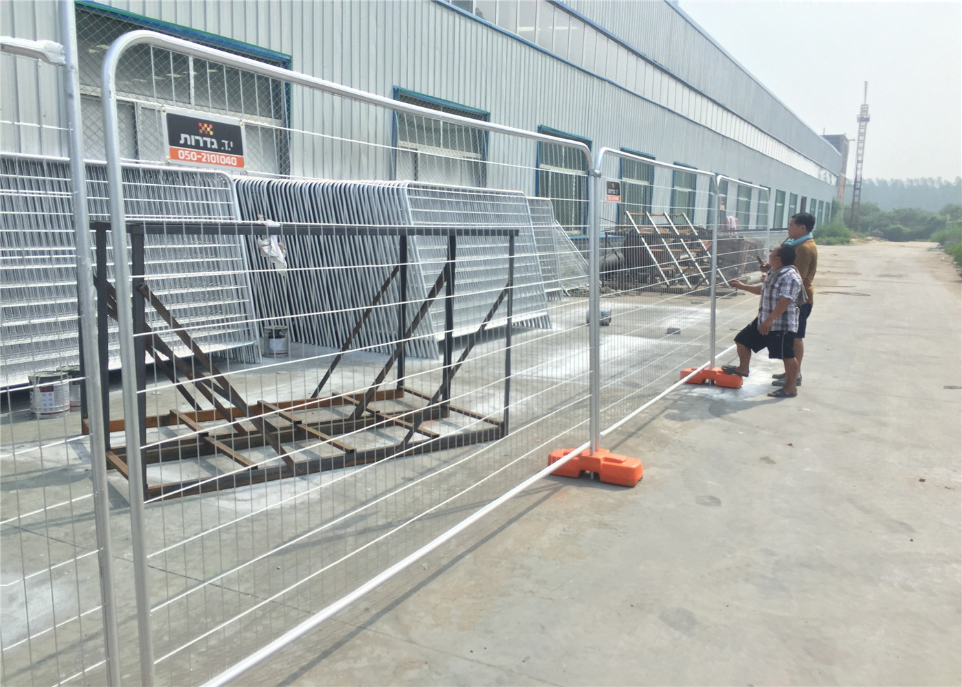 Horizontal tube diameter: 38mm Vertical tube diameter: 38mm Round Top Temporary Fence RT38