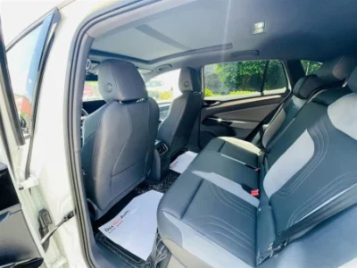 40% OFF best-selling Volks-wagen electric vehicle ID4 available