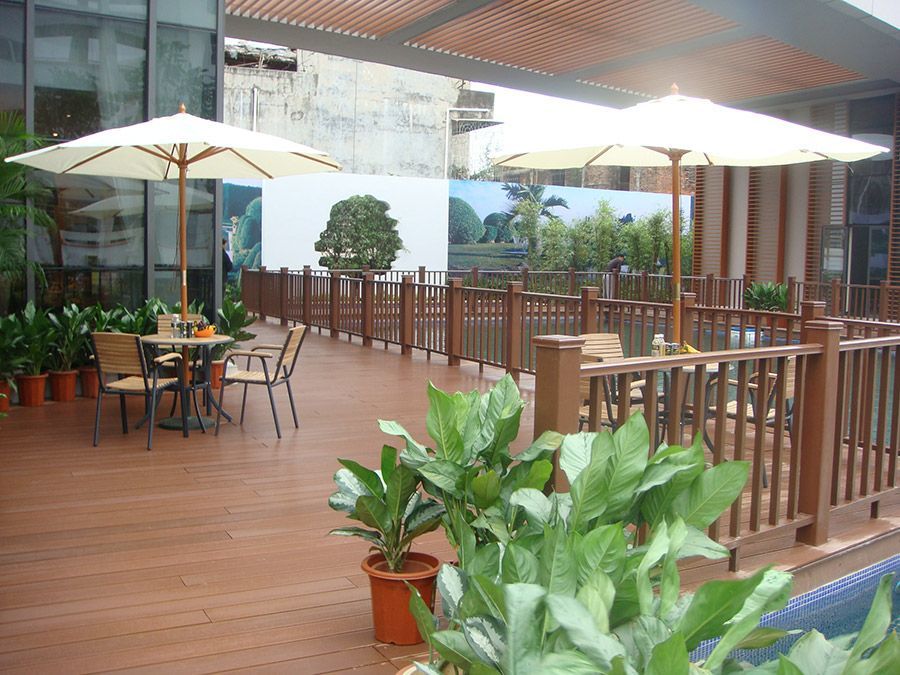 Synthetic Wood Plastic Composite WPC Decking for Outdoor Garden Flooring