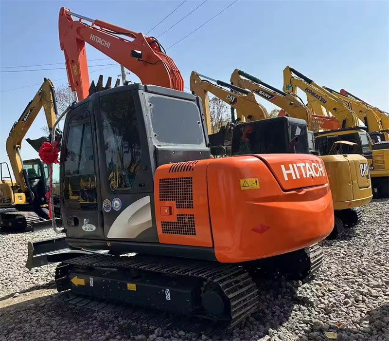 Hot sell 5850kg Second-hand Good condition Hitachi ZX60 with 0.22m³ Bucket capacity