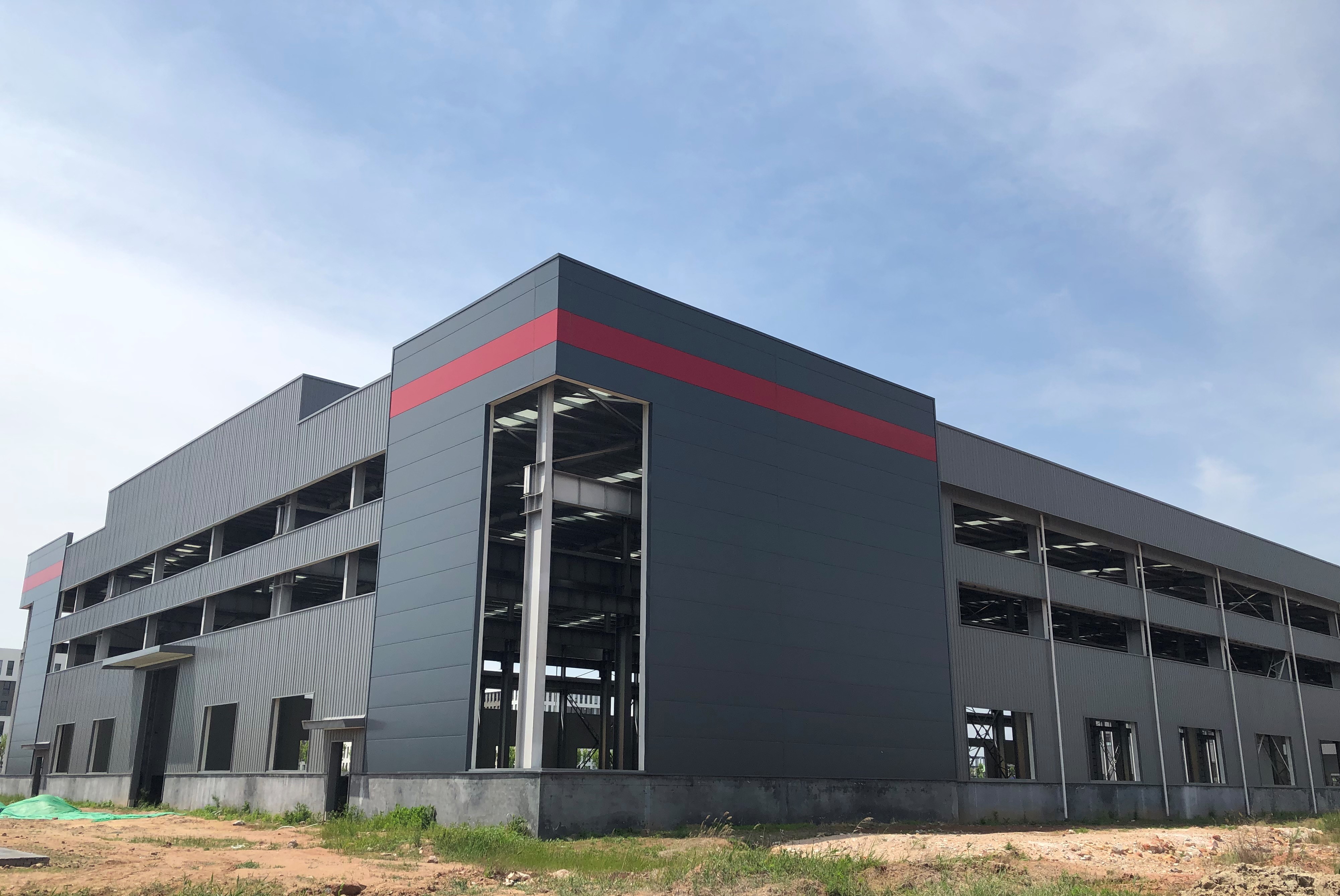 Easily Assembled Waterproof Prefab Building with Solid H-shape Steel Beam Main Frame