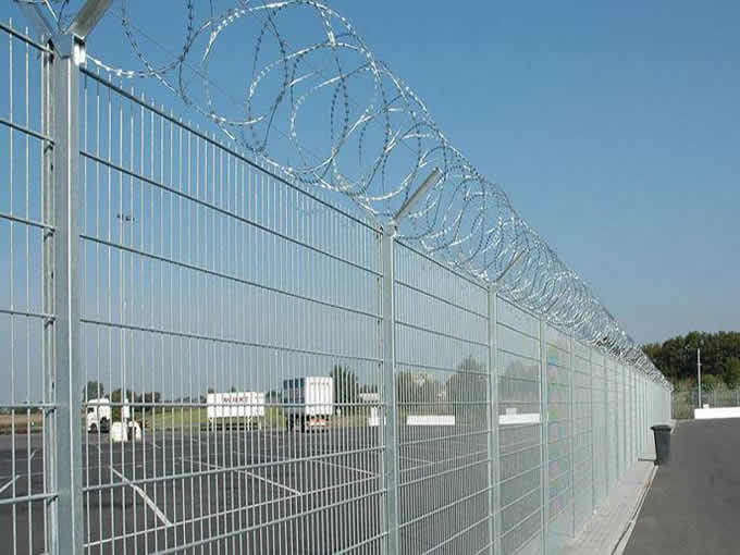 Guaranteed Quality Unique Galvanized Barbed Wire 50 KG Per Roll GI Barbed Wire Bunnings For Protection