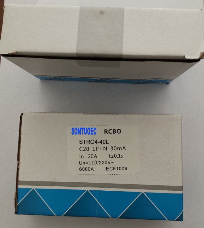Black Color 6ka Plug In RCBO Circuit Breaker 18mm Width Single Phase
