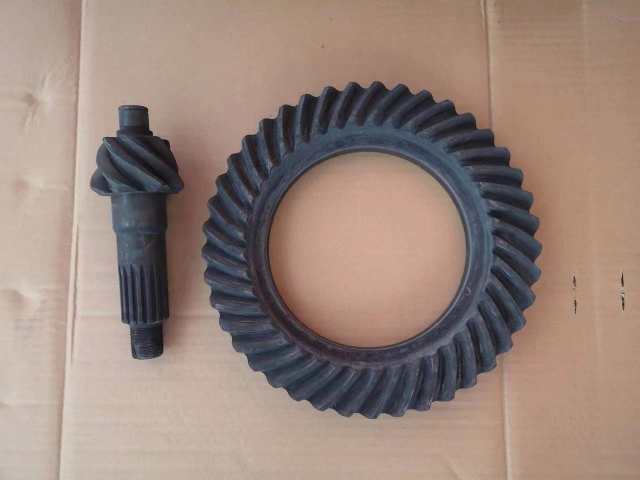 41/6 Speed Ratio 8970470921 Crown Pinion Outer Diameter 320mm For ISUZU NNR NPR NQR Gear Set
