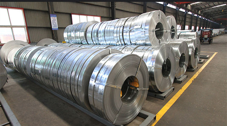 EN10147 610mm Zinc Coated Steel Coil Strip For Houshold Appliance