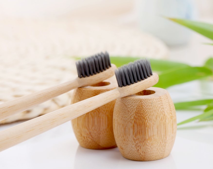OEM Charcoal Eco Bamboo Toothbrush 19.2cm Cruelty Free Toothbrush