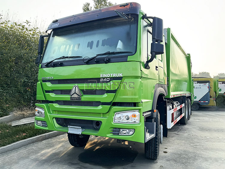 HOWO 6x4 Garbage Truck Compactor Euro 2 Waste Disposal Garbage Rear Loader Truck Green Diesel Model New