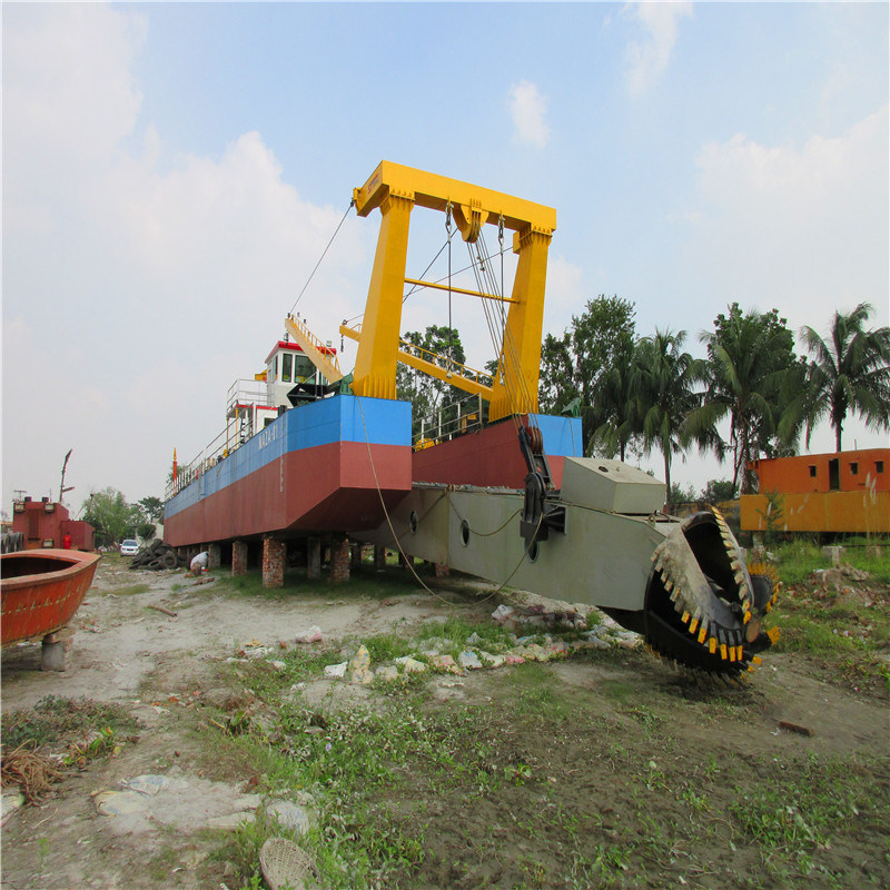 Customized Cutter Suction Sand Dredger Machine by Dredging Project