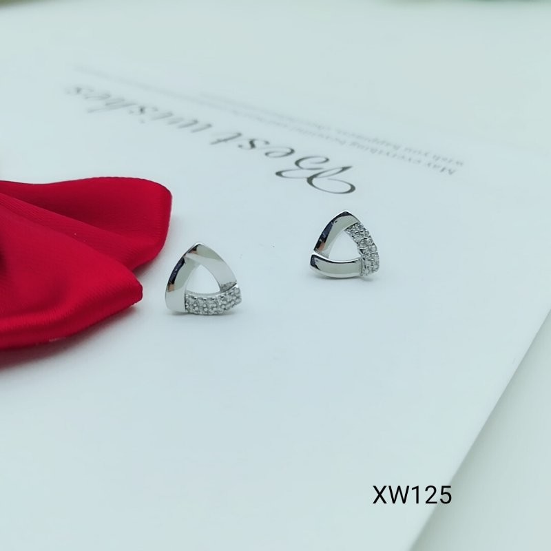 2018 New Style stud earrings Beautiful Silver Earrings For Women YH88