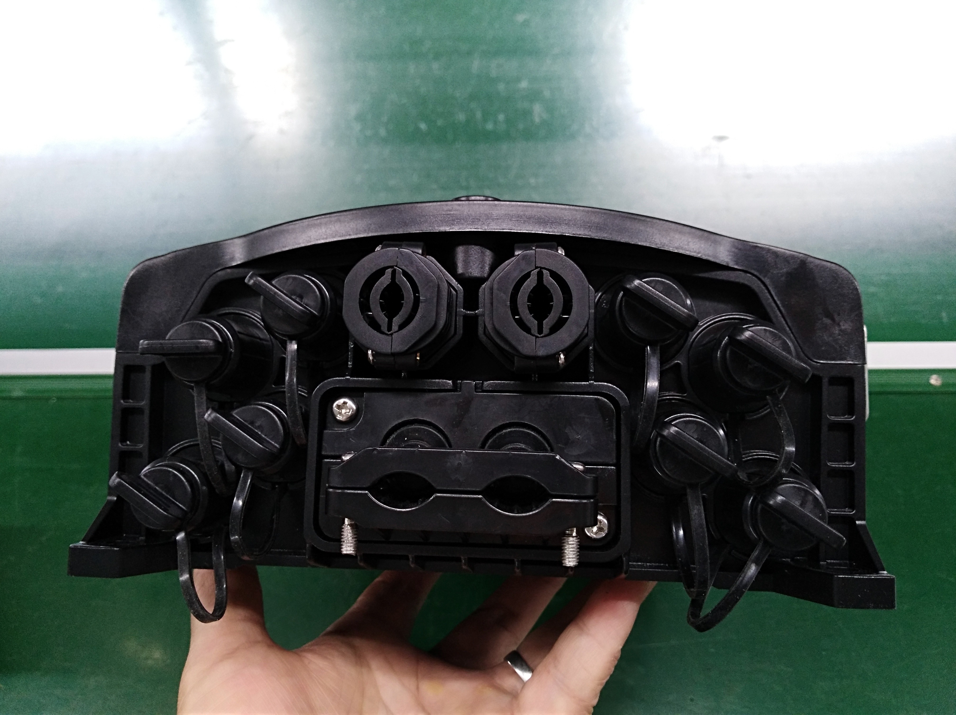 Pre-connectorized Optical Fiber Cable Distribution Box GFS-8SX IP65 319.3*214*133mm HUAWE Adapter fast connector