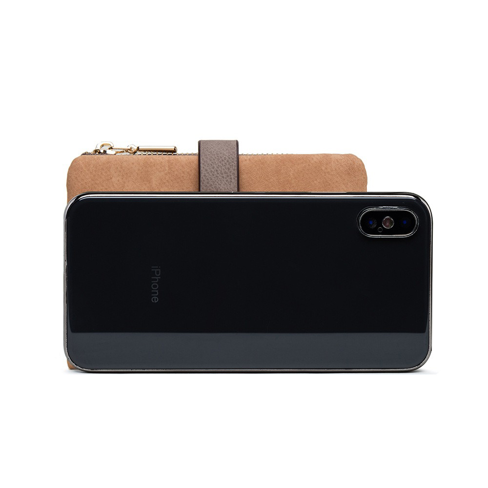 Open Closure Type European and American Retro Buckle Folding Short Wallet for Women Sample