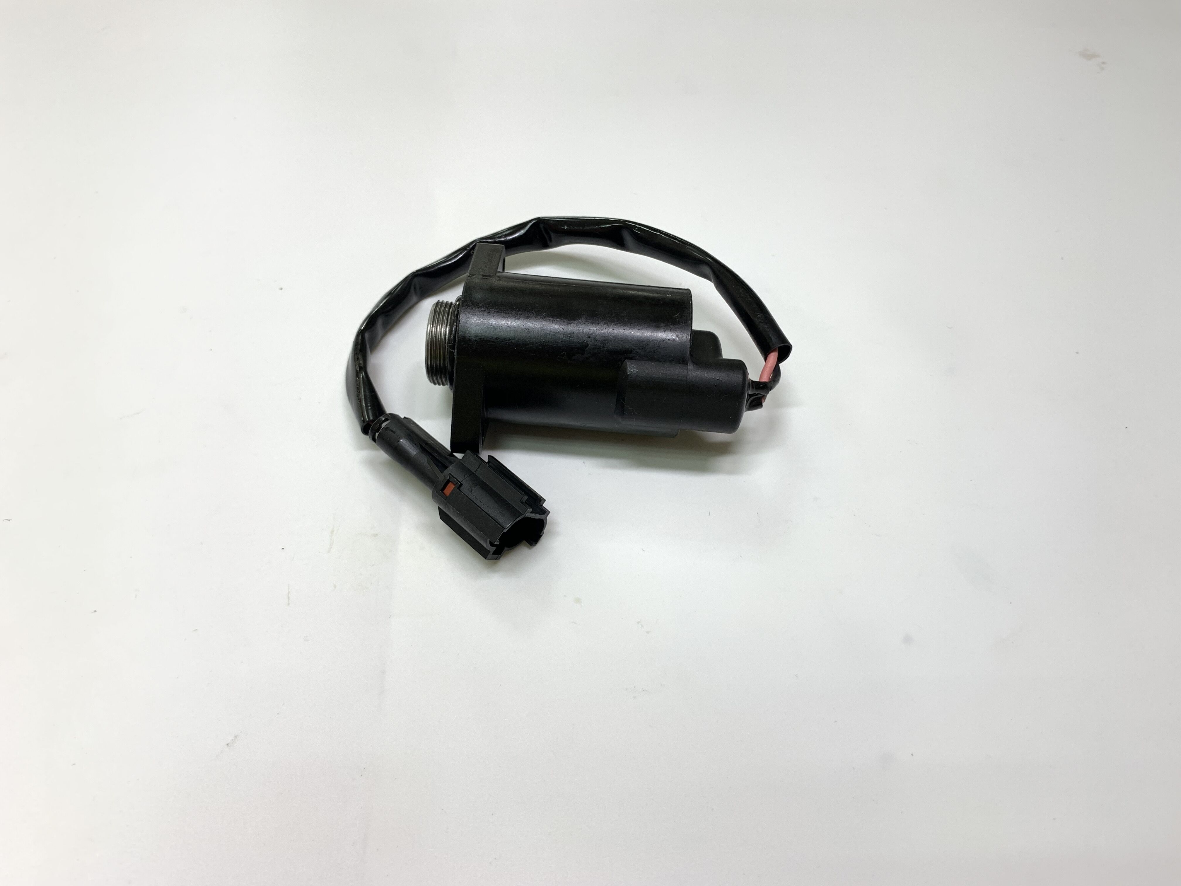 SH210-5 SH200-5 SH350-5 SH350-3 Solenoid Valve LL001140 for Excavator Spare Parts