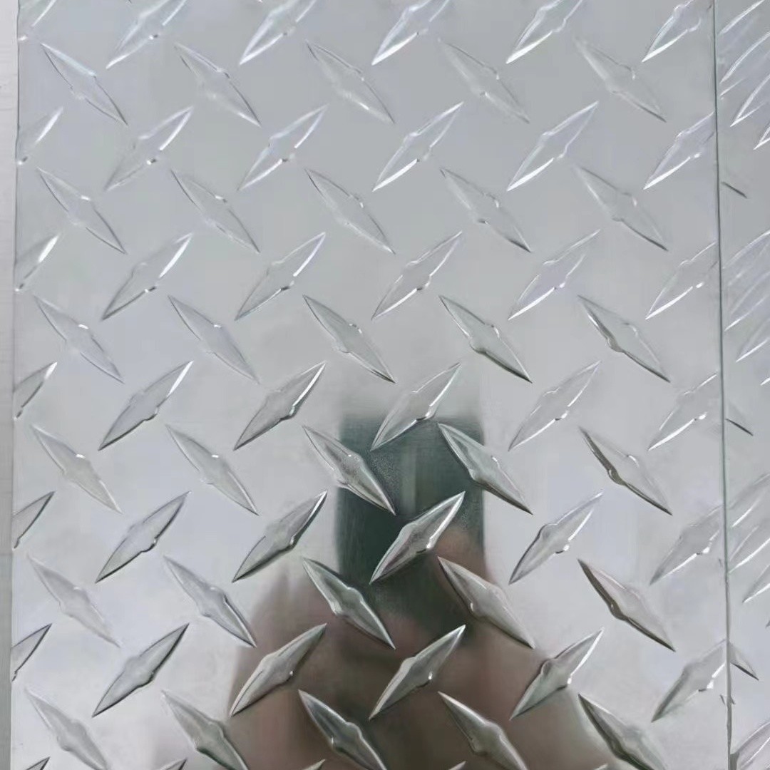 Diamond Checkered 6061-T6 Aluminum Thread Plate Non Slip Aluminum Sheet 6.0*1219*2438MM