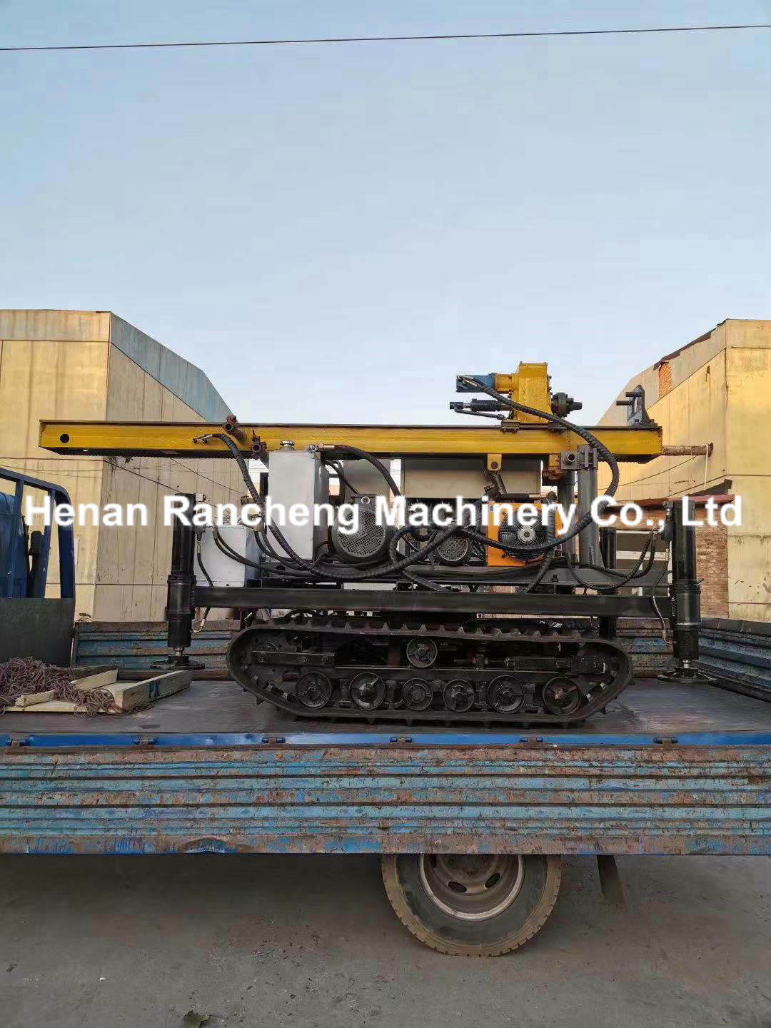 50m Depth Engineering Drilling Rig Electric Motor Crawler Mounted Drilling Rig