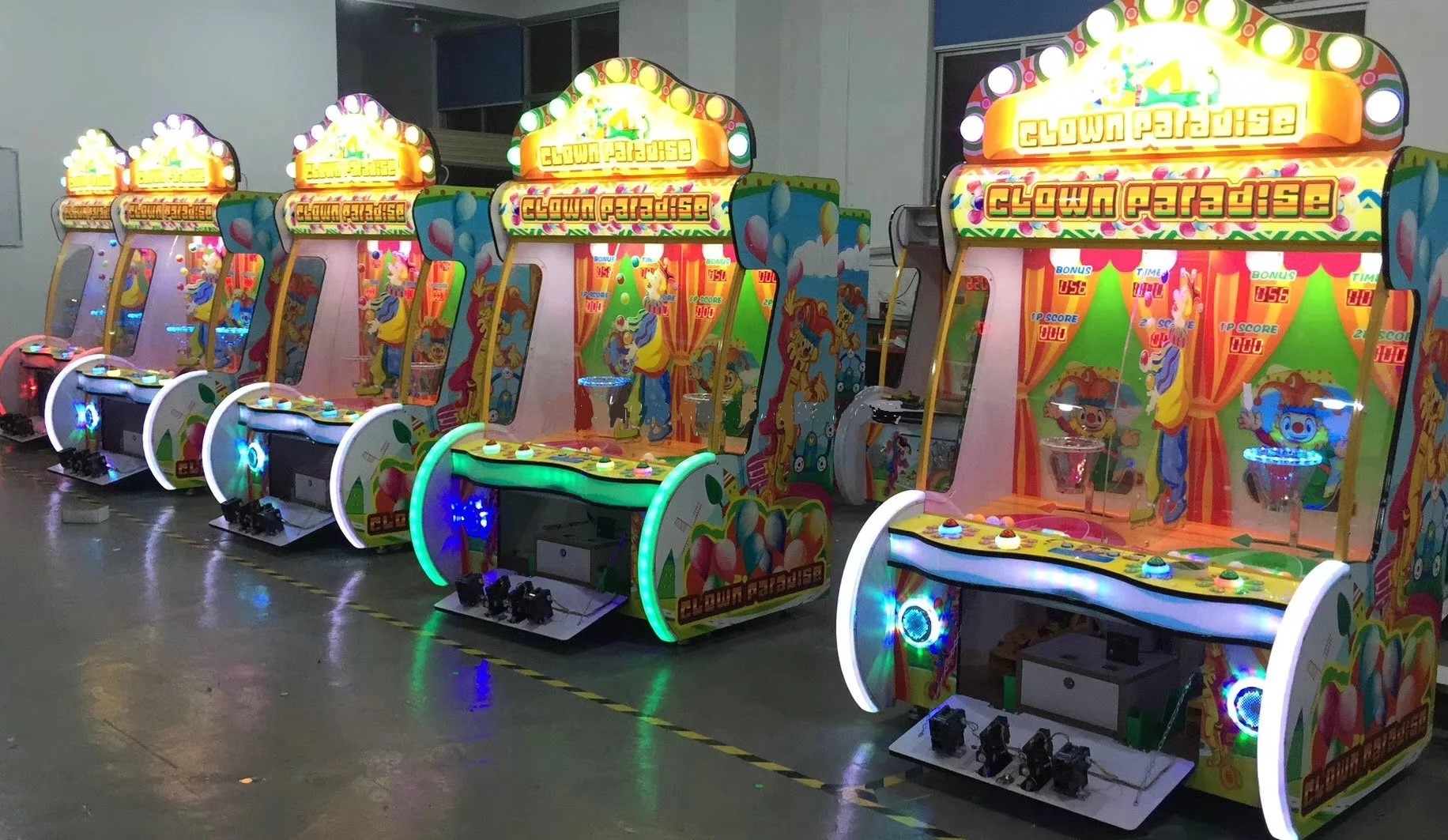 Clown Paradise Ticket Redemption Arcade Machines 110V / 220V 150KG Weight