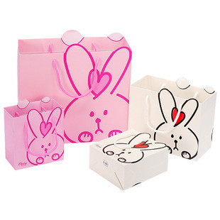 Economic and Reliable gift bag promotional gift bag personalized gift bag paper bags supplier