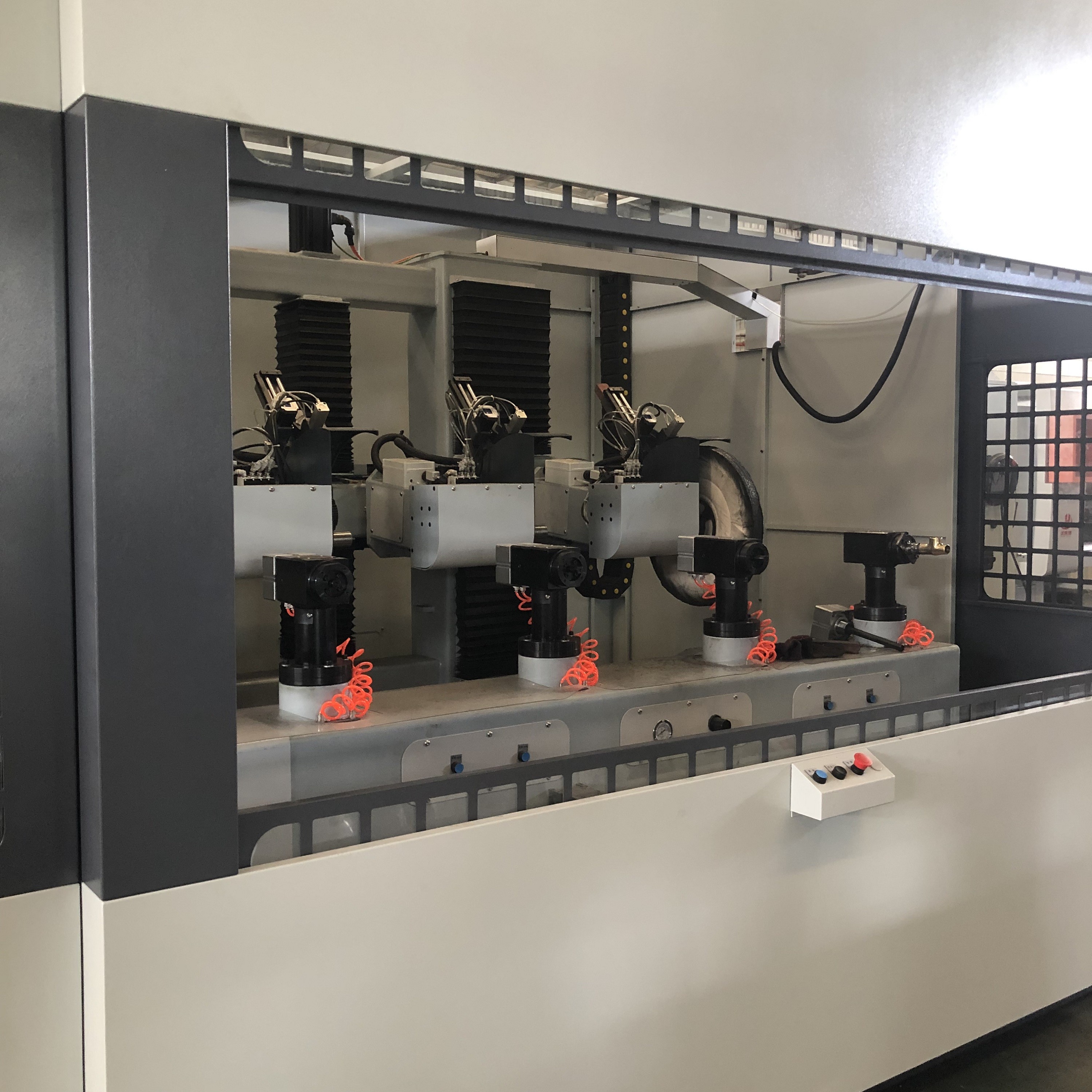 High Speed CNC Polishing Machine Easy to Operate and Maintain for Metal Polishing