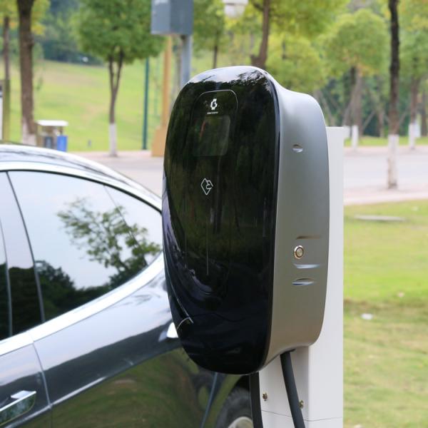 Type 2 EV Charging Pile WIFI 400V Electric Fast Charging Stations In Parking