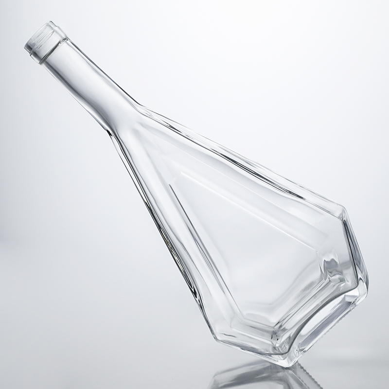 Polygonal Shape Glass Bottle for Gin Rum Whisky Cork Top and Sealing Type Cork