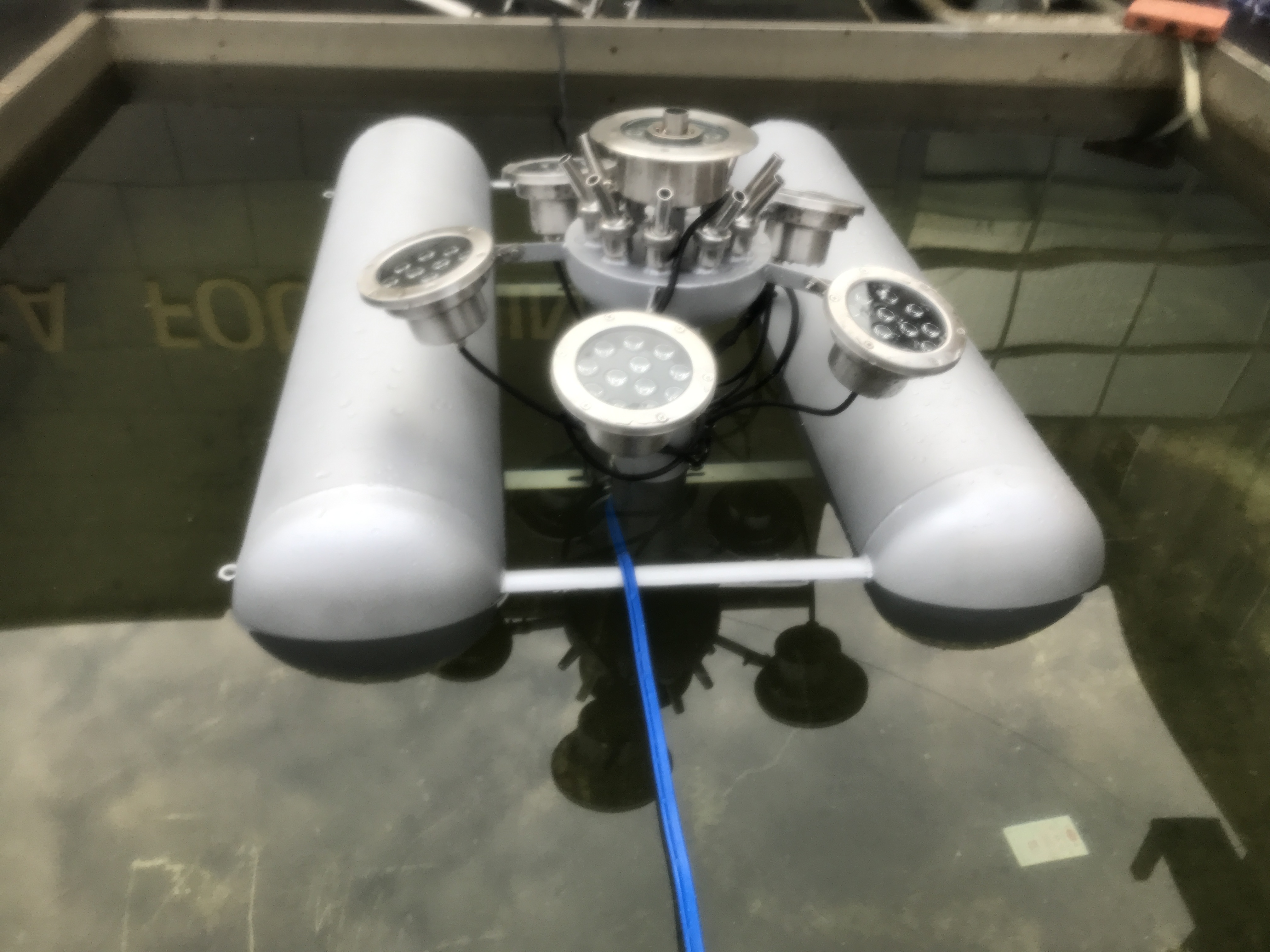 Park Outdoor Portable Fountain Custom Made Floating Fountain