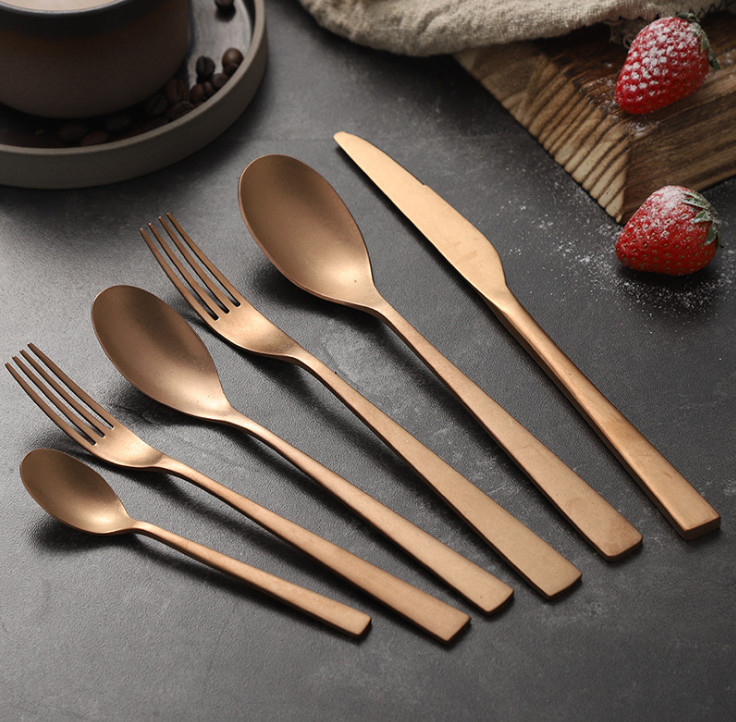 China NEWTO Stainless Steel Gold Cutlery Set Brush polish /Flatware Set/Kitchen Household Items