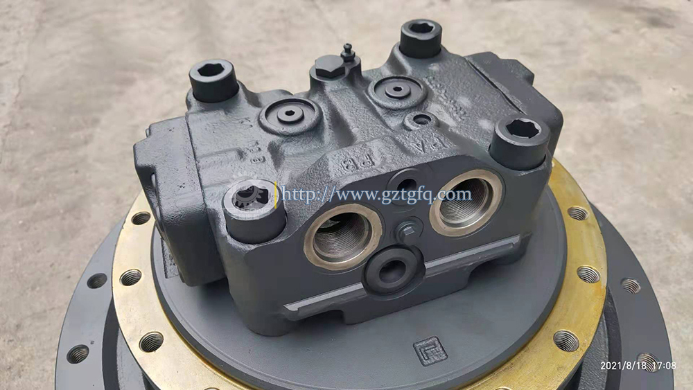 Iron PC200-8MO Excavator Travel Gearbox with Motor Travel Excavator Parts 20Y-27-00560