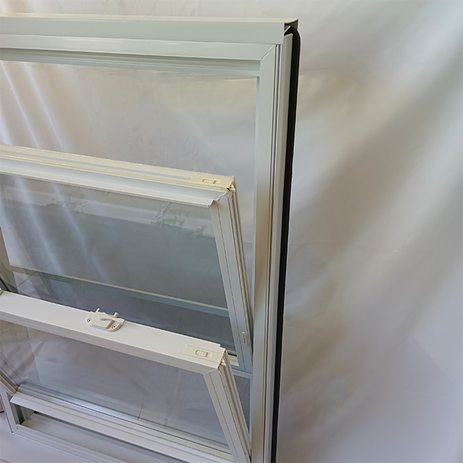 Traditional Villa Vinyl Windows Double / Single Hung UPVC Window