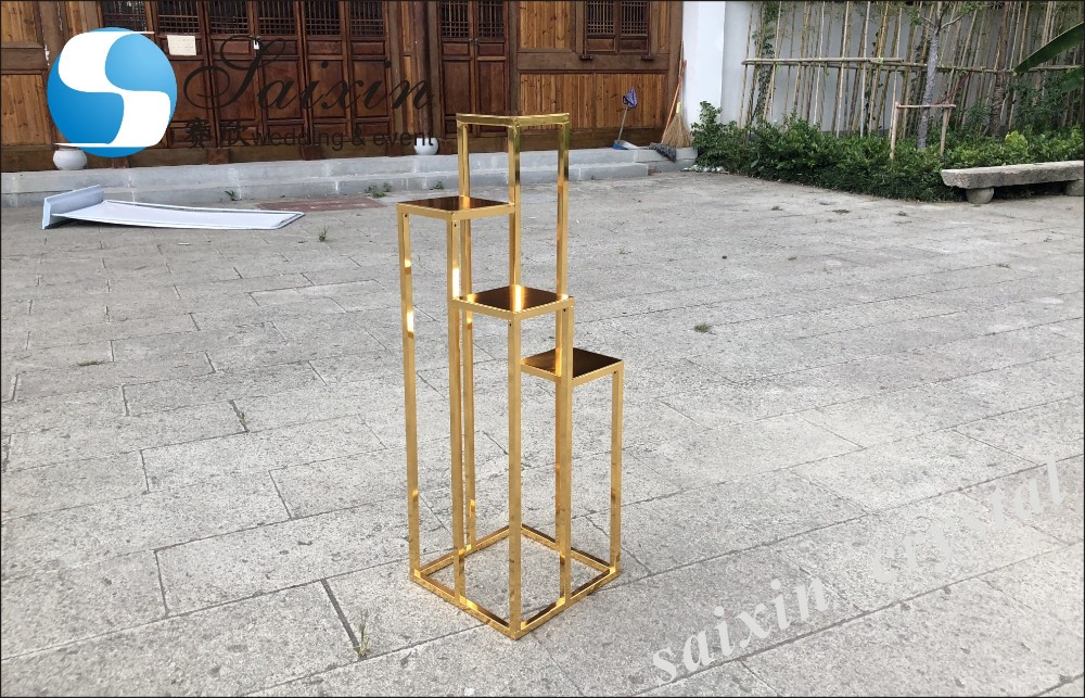 5 Arm 9 Arms Gold Metal And Crystal Candelabra Wedding Centerpieces 130CM