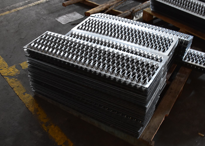 4mm Thick Perforated Checkered Sheet Punch Round Anti Skid Plate